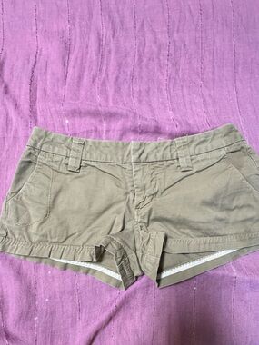 Volcom Khaki Flat-Front Women’s Shorts
